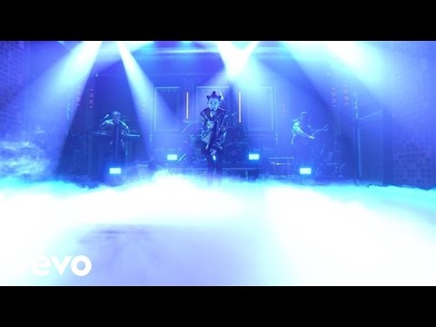 Bishop Briggs - River (Live On The Tonight Show Starring Jimmy Fallon)