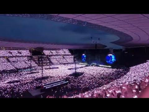 Coldplay - Sky full of stars (live in Berlin, July 13, 2022)