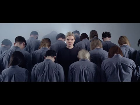 Eveline - Scared (Official Video)